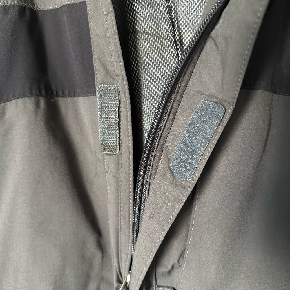 Rei E1 Elements Rain Jacket Shell Mens Small - image 7